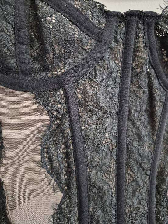 Out From Under Urban Outfitters Modern Love Lace Corset Size Small - Picture 7 of 7